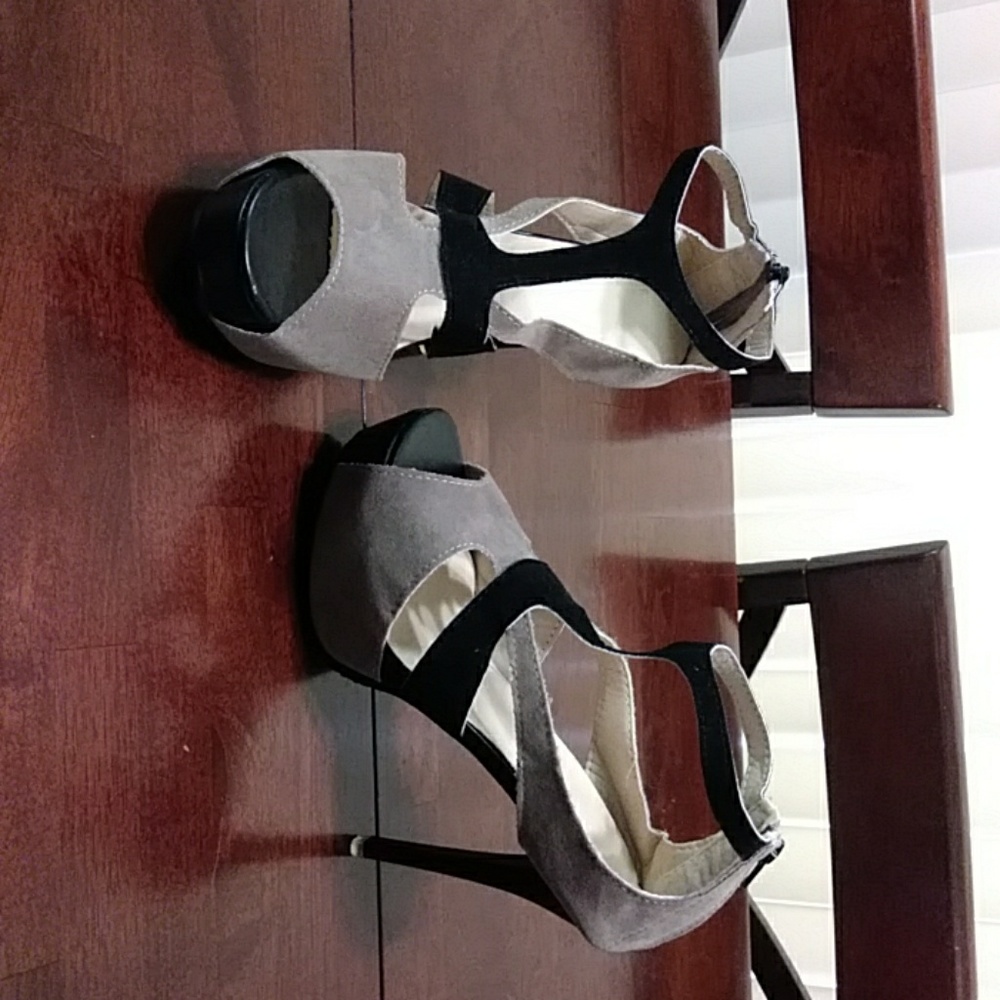Women's shoes